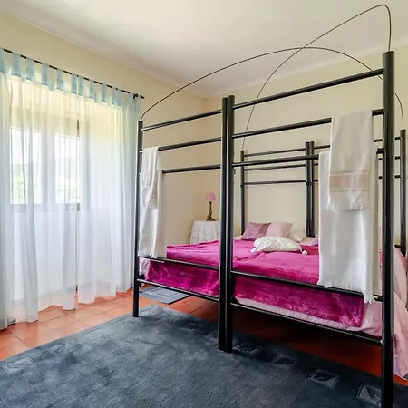 Вилла Casa Da Quinta Da Castanheira Cepoes